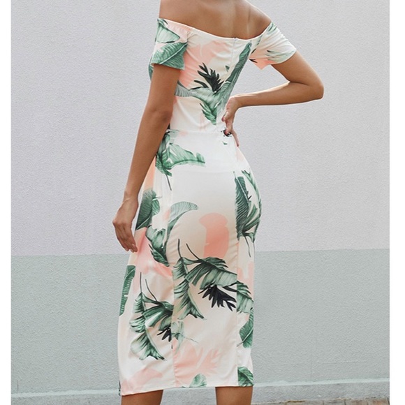 Fun cocktail dress! Leaf print Tropcial white - Picture 4 of 7